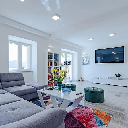 Ferienhaus Awesome In With House Sea View Kuciste
