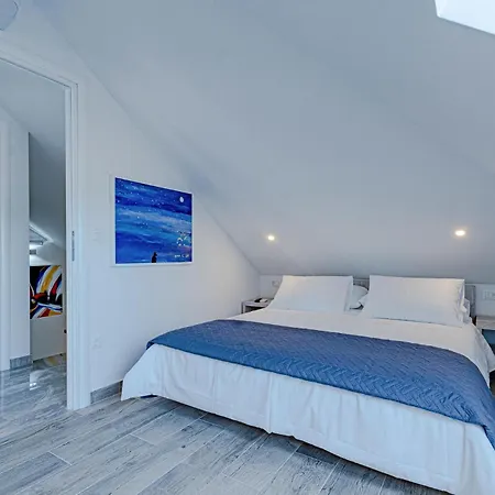 Ferienhaus Awesome In With House Sea View