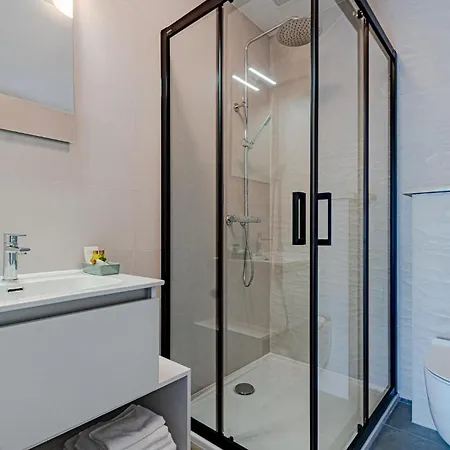 بيت للعطل Awesome In With Wifi *