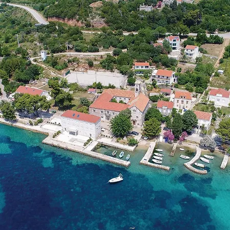 Awesome In With House Sea View Kuciste